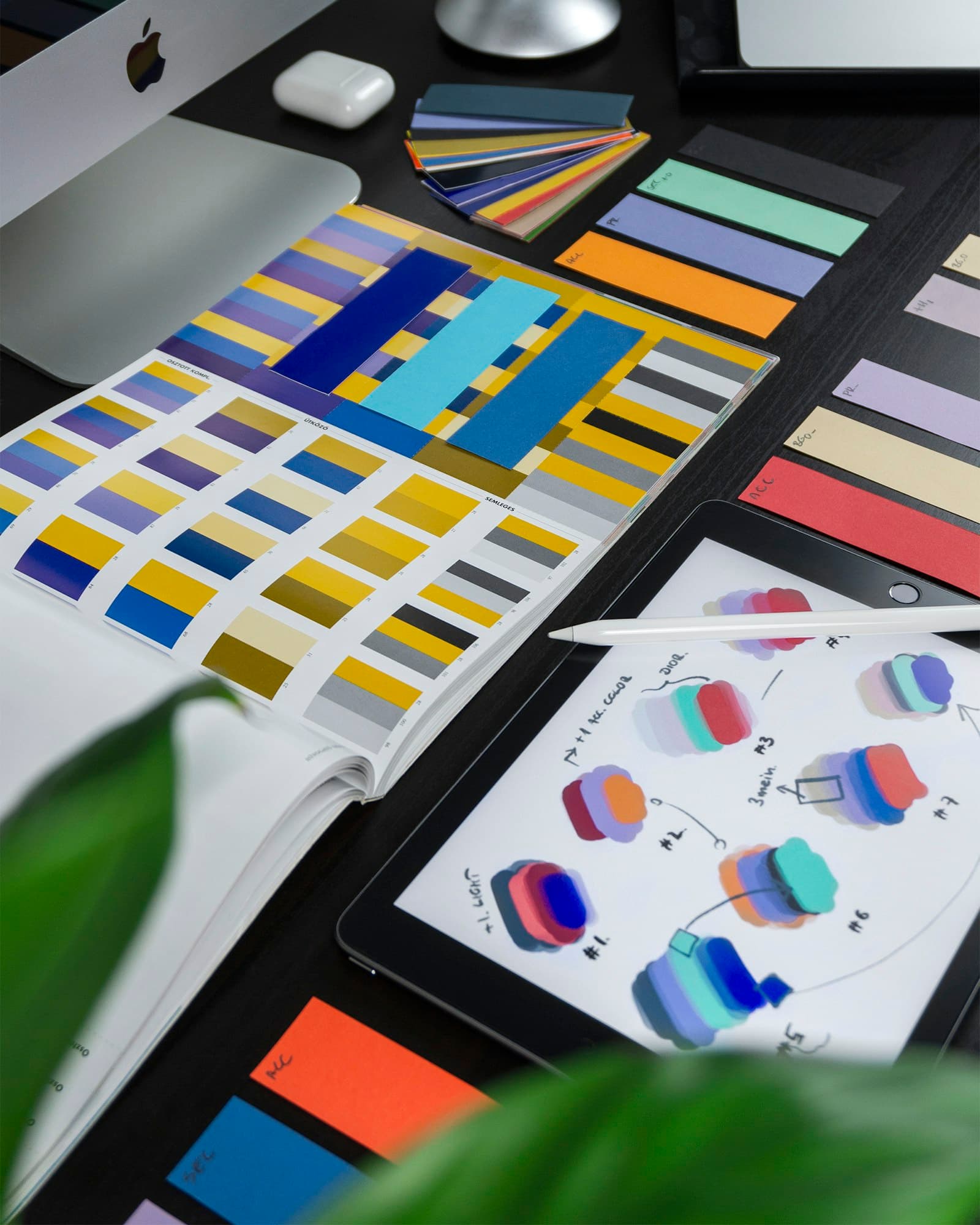 How to Design a Branded QR Code with a Logo (Without Breaking It)