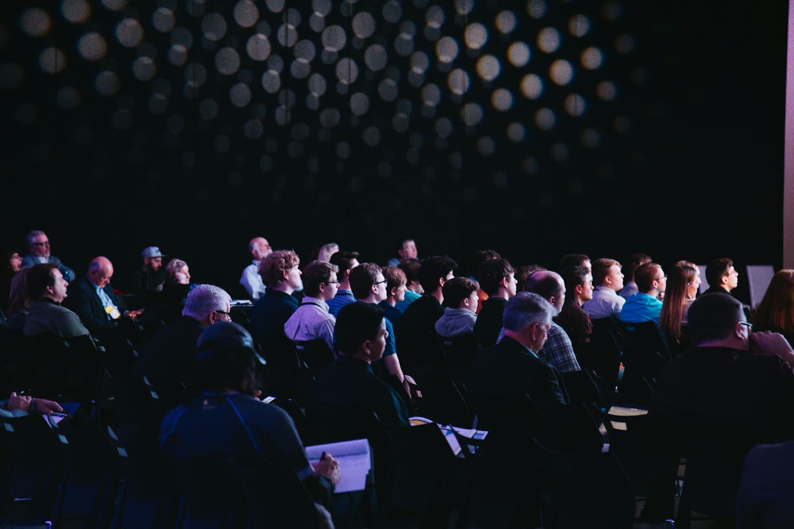 QR Codes for Events: Tickets, Check-In, and Agendas That Update in Real Time